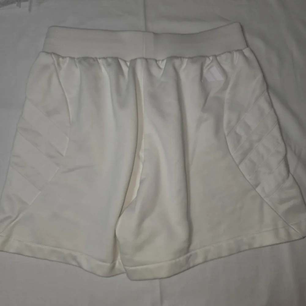 Adidas James Harden Travel Shorts Size Small White Elastic Basketball Comfort